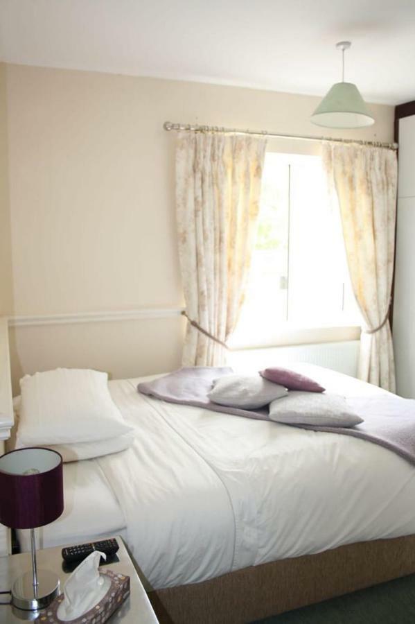 Dalton House Hotel แอบบีย์เฟล ภายนอก รูปภาพ
